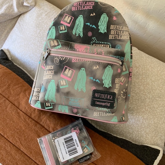 loungefly beetlejuice wallet